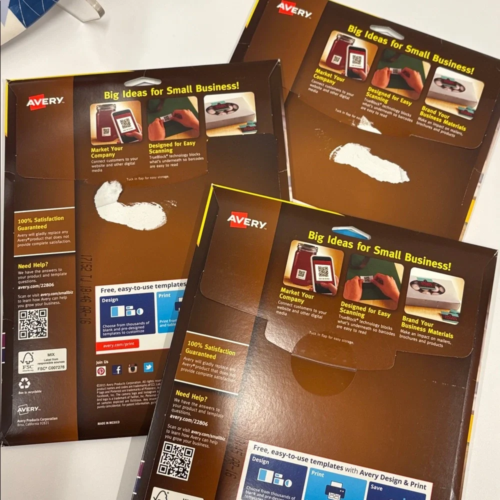 Avery QR Code Square Labels - Print-to-the-Edge - White